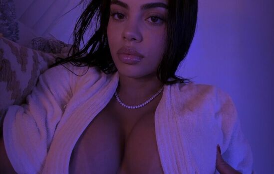 Full leaked Akari star/ private onlyfans photo