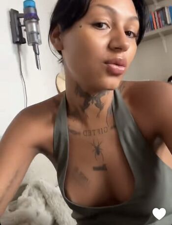 Full leaked Amandla stenberg/ private onlyfans photo