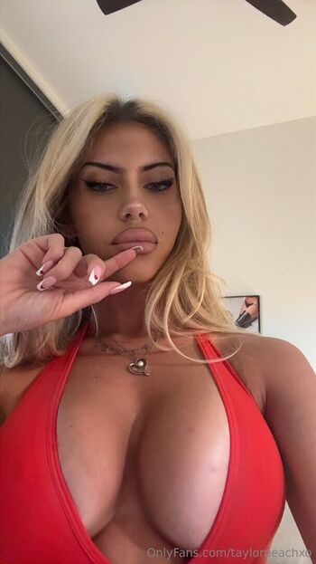 Taylor Peach Xo