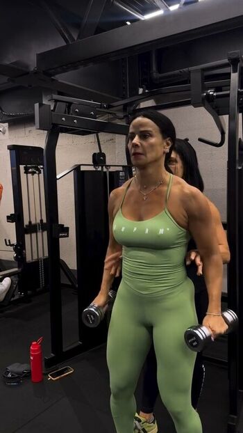Viviane Araujo